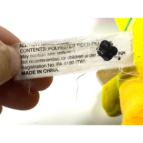 Vintage Tweety Bird Robin Hood Stuffed Animal Plus Looney Tunes WB Play By Play - Picture 9 of 9